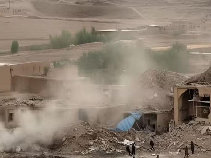 Major earthquake in Iran during Israel war; Did Iran conduct nuclear test? Sparks debate | इस्त्रायल युद्धावेळीच इराणमध्ये मोठा भूकंप; इराणनं केली अणु चाचणी? चर्चांना उधाण