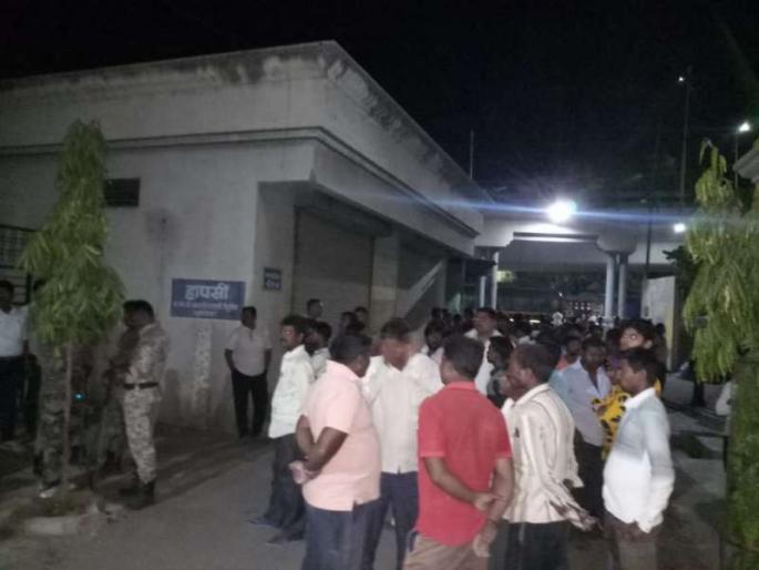 Youth's murder in love affair; One arrested | प्रेम प्रकरणातून युवकाचा खून; शेगावातील घटना ; एकास अटक Youth's murder in love affair; One arrested | प्रेम प्रकरणातून युवकाचा खून; शेगावातील घटना ; एकास अटक