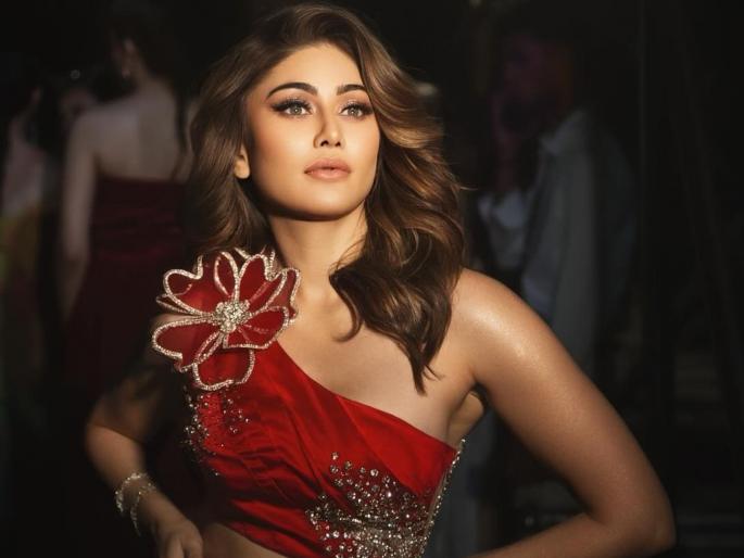 Shefali Jariwala gave anti aging treatment doctor statment after shefali jariwala death | "तरुण दिसण्यासाठी ती गेली ५ वर्ष.."; शेफाली जरीवालाच्या मृत्यूनंतर डॉक्टरांनी केला मोठा खुलासा Shefali Jariwala gave anti aging treatment doctor statment after shefali jariwala death | "तरुण दिसण्यासाठी ती गेली ५ वर्ष.."; शेफाली जरीवालाच्या मृत्यूनंतर डॉक्टरांनी केला मोठा खुलासा