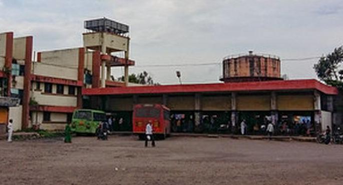 Effect of lockdown; Loss of Rs 1.5 crore to Shegaon depot | लाॅकडाऊनचा परिणाम; शेगाव आगाराचे दीड कोटींचे नुकसान Effect of lockdown; Loss of Rs 1.5 crore to Shegaon depot | लाॅकडाऊनचा परिणाम; शेगाव आगाराचे दीड कोटींचे नुकसान