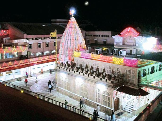 Shree's death anniversary celebration today | श्रींचा पुण्यतिथी उत्सव आज Shree's death anniversary celebration today | श्रींचा पुण्यतिथी उत्सव आज