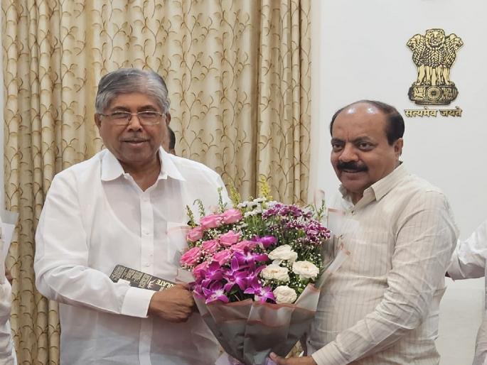 Shekhar Inamdar takes charge of Sangli Municipal Elections | सांगली महापालिका निवडणुकीची सूत्रे शेखर इनामदार यांच्याकडे, भाजपअंतर्गत विरोधकांचे धाबे दणाणले Shekhar Inamdar takes charge of Sangli Municipal Elections | सांगली महापालिका निवडणुकीची सूत्रे शेखर इनामदार यांच्याकडे, भाजपअंतर्गत विरोधकांचे धाबे दणाणले