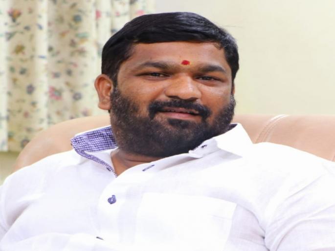 Ex Corporator Shekhar Oval assassination plot foiled Pistol seized and arrested | माजी नगरसेवक शेखर ओव्हाळ यांच्या हत्येचा कट उधळला; पिस्तूल जप्त करून तिघांना अटक Ex Corporator Shekhar Oval assassination plot foiled Pistol seized and arrested | माजी नगरसेवक शेखर ओव्हाळ यांच्या हत्येचा कट उधळला; पिस्तूल जप्त करून तिघांना अटक