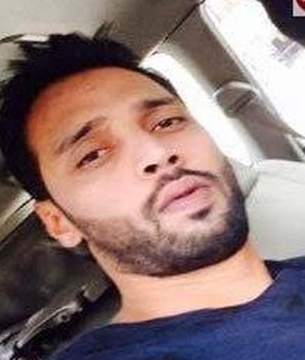 Trust on liquor traders belonging to Shekhu gang in Nagpur | नागपुरातील शेखू गँगशी संबंधित मद्य व्यापाऱ्यांवर मेहरनजर Trust on liquor traders belonging to Shekhu gang in Nagpur | नागपुरातील शेखू गँगशी संबंधित मद्य व्यापाऱ्यांवर मेहरनजर