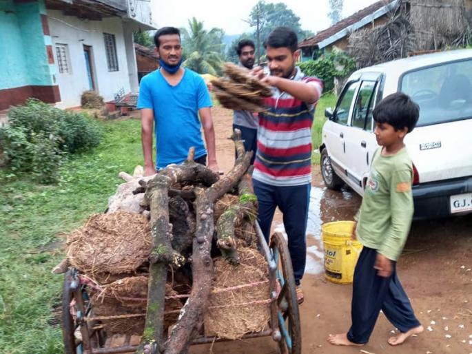 corona virus: wood donation for corona patients, village-to-village assistance | corona virus : कोरोना रूग्णांचा अंत्यसंस्कारासाठी लाकूड-शेणीदान, गावा-गावातून मदत corona virus: wood donation for corona patients, village-to-village assistance | corona virus : कोरोना रूग्णांचा अंत्यसंस्कारासाठी लाकूड-शेणीदान, गावा-गावातून मदत