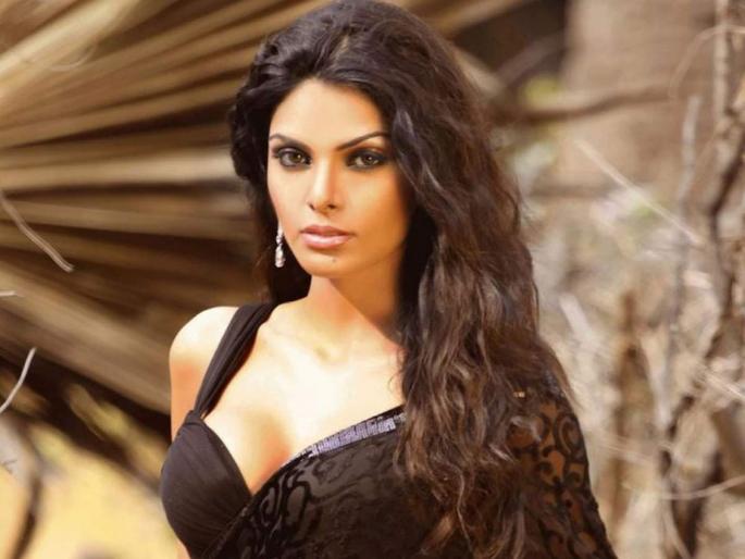 sherlyn chopra revealed that she has relationship with politicians son and had slept with many for money in past | “राजकारण्याच्या मुलाबरोबर मी रिलेशनशिपमध्ये होते”, शर्लिन चोप्राचा खुलासा, म्हणाली, “तो सेक्ससाठी...” sherlyn chopra revealed that she has relationship with politicians son and had slept with many for money in past | “राजकारण्याच्या मुलाबरोबर मी रिलेशनशिपमध्ये होते”, शर्लिन चोप्राचा खुलासा, म्हणाली, “तो सेक्ससाठी...”