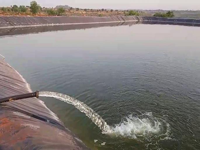 Sanjivani of eight thousand farmers in Ahmednagar district | अहमदनगर जिल्ह्याला आठ हजार शेततळ्यांची संजीवनी Sanjivani of eight thousand farmers in Ahmednagar district | अहमदनगर जिल्ह्याला आठ हजार शेततळ्यांची संजीवनी