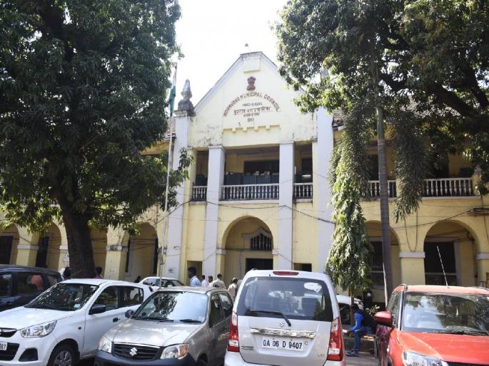 Decision on the future of the suspended employee at the next meeting Girish Borkar announced |  निलंबित कर्मचाऱ्याच्या भविष्याचा पुढच्या बैठकीत निर्णय; नगराध्यक्ष गीरीश बोरकर यांनी केले जाहीर Decision on the future of the suspended employee at the next meeting Girish Borkar announced |  निलंबित कर्मचाऱ्याच्या भविष्याचा पुढच्या बैठकीत निर्णय; नगराध्यक्ष गीरीश बोरकर यांनी केले जाहीर