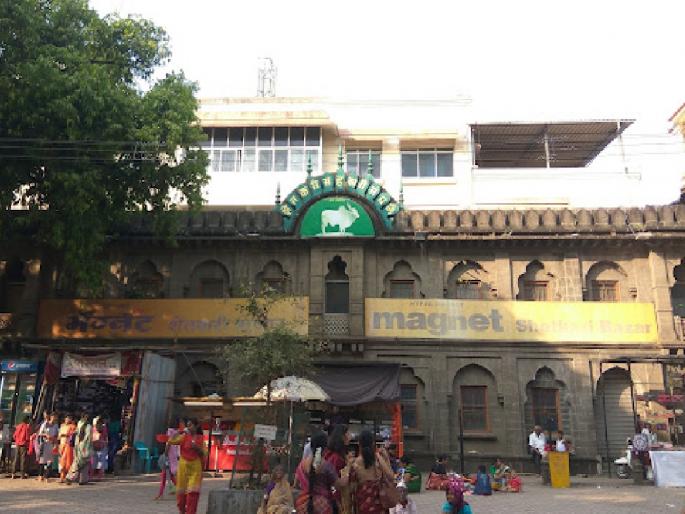 Efforts to buy the building belonging to Bhawani Mandap of Kolhapur Shetkari Cooperative Sangh to Devasthan Samiti | कोल्हापूर: भवानी मंडपातील इमारतीसाठी देवस्थान समितीचे देव पाण्यात Efforts to buy the building belonging to Bhawani Mandap of Kolhapur Shetkari Cooperative Sangh to Devasthan Samiti | कोल्हापूर: भवानी मंडपातील इमारतीसाठी देवस्थान समितीचे देव पाण्यात