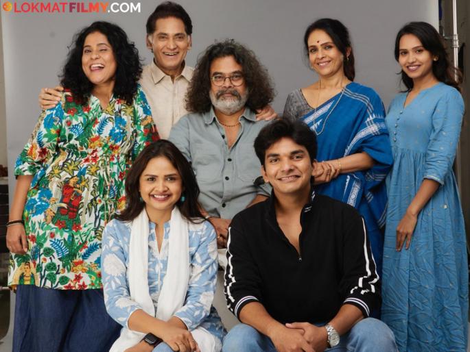 Evergreen 'Shevagyachya Sheanga' marathi play back on stage | पुन्हा रंगभूमीवर एव्हरग्रीन 'शेवग्याच्या शेंगा'