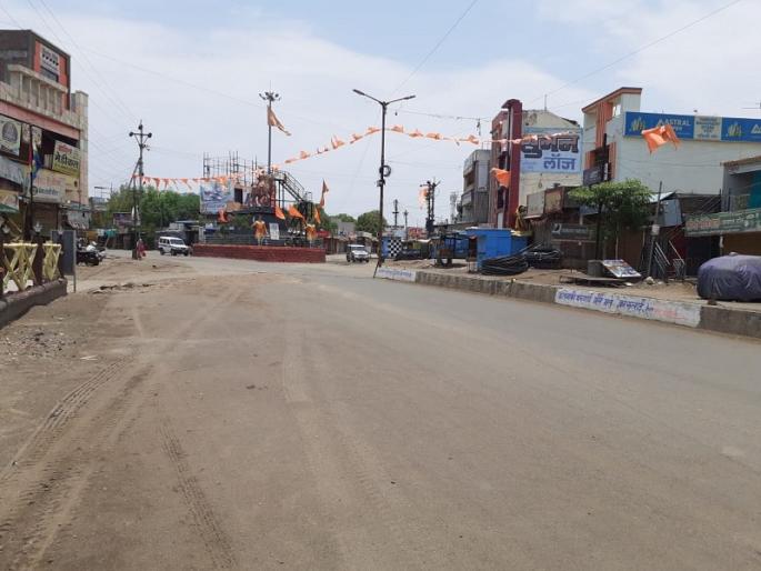 coronavirus: Shevadi village seal; Curfew in Jintur city area | coronavirus : शेवडी गाव सील; जिंतूर शहर परिसरात संचारबंदी