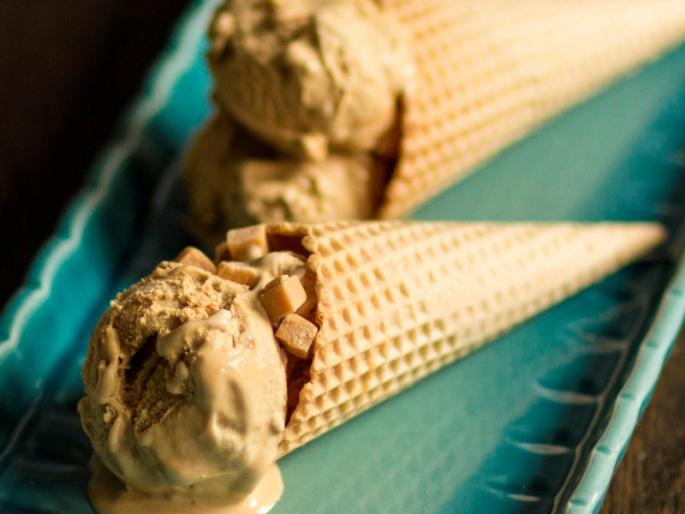 How Ice Cream Lovers Favourite Flavored Butterscotch Was Born ?; Find out! pdc | आइसक्रीमप्रेमींचा लाडाकोडाचा फ्लेवर बटरस्कॉच कसं जन्माला आलं?; जाणून घ्या! How Ice Cream Lovers Favourite Flavored Butterscotch Was Born ?; Find out! pdc | आइसक्रीमप्रेमींचा लाडाकोडाचा फ्लेवर बटरस्कॉच कसं जन्माला आलं?; जाणून घ्या!