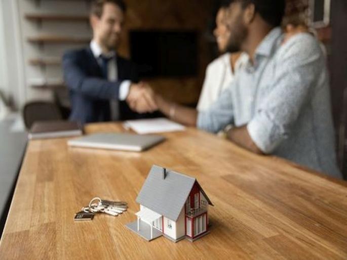 The second real estate agents exam will be held on August 6 | रिअल इस्टेट एजंटसची दुसरी परीक्षा ६ ऑगस्टला होणार The second real estate agents exam will be held on August 6 | रिअल इस्टेट एजंटसची दुसरी परीक्षा ६ ऑगस्टला होणार