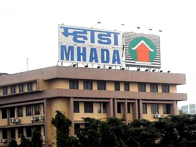 people who got the mhada house gave light to the memories in mumbai | ४० वर्ष कशी काढली, हे आम्हालाच माहीत! हक्काचे घर मिळालेल्यांनी आठवणींना दिला उजाळा people who got the mhada house gave light to the memories in mumbai | ४० वर्ष कशी काढली, हे आम्हालाच माहीत! हक्काचे घर मिळालेल्यांनी आठवणींना दिला उजाळा