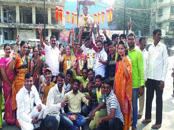 Shiv Sena's lead in Gram Panchayat elections; Varai said that one of the dead bodies in Nid | ग्रामपंचायत निवडणुकीत शिवसेनेची सरशी; वरईतर्फे निडमध्ये एकहाती स Shiv Sena's lead in Gram Panchayat elections; Varai said that one of the dead bodies in Nid | ग्रामपंचायत निवडणुकीत शिवसेनेची सरशी; वरईतर्फे निडमध्ये एकहाती स