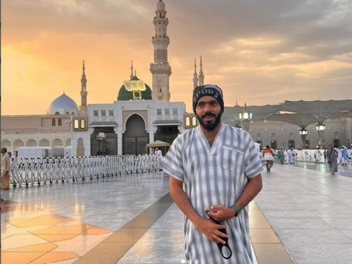 shihab chottur from kerala reached mecca here you read all about information | 8600 किमी, 370 दिवसांचा पायी प्रवास करून केरळच्या शिहाबने गाठले मक्का! shihab chottur from kerala reached mecca here you read all about information | 8600 किमी, 370 दिवसांचा पायी प्रवास करून केरळच्या शिहाबने गाठले मक्का!