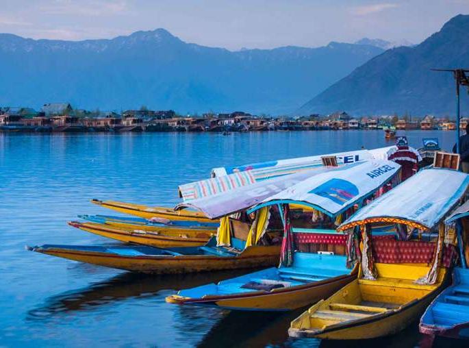 spacial editorial on memories of jammu kashmir and shikara | न वो शिकारा मिला... न वो भाईजान मिले! spacial editorial on memories of jammu kashmir and shikara | न वो शिकारा मिला... न वो भाईजान मिले!
