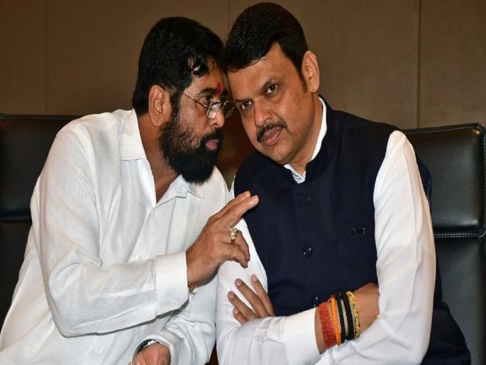 Eknath Shinde group offers MP post, BJP offers Governor post; Thackeray group leader Chandrakant Khaire claims | शिंदेंकडून खासदारकीची तर भाजपाकडून राज्यपालपदाची ऑफर; ठाकरे गटाच्या नेत्याचा दावा Eknath Shinde group offers MP post, BJP offers Governor post; Thackeray group leader Chandrakant Khaire claims | शिंदेंकडून खासदारकीची तर भाजपाकडून राज्यपालपदाची ऑफर; ठाकरे गटाच्या नेत्याचा दावा