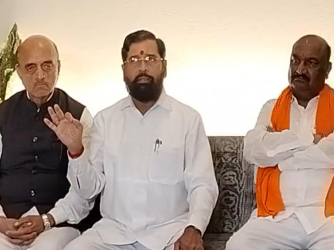 No one can change the constitution as long as there is moon and sun; Testimony of Eknath Shinde | चंद्र-सूर्य असेपर्यंत कोणीही संविधान बदलू शकत नाही; एकनाथ शिंदेंची ग्वाही