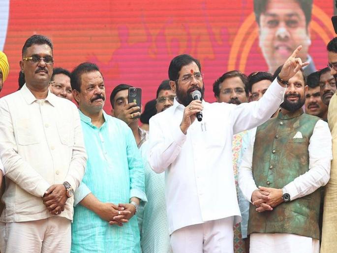 DCM Eknath Shinde criticized the opposition Uddhav Thackeray, Raj Thackeray in Thane, shinde claimed that the Mahayuti would win in upcoming election | "विरोधकांच्या ‘लवंग्या-सुरसुरी’चा धुरळा, महायुतीचा ‘ॲटम बॉम्ब’ फुटला की..."; एकनाथ शिंदेंचा इशारा DCM Eknath Shinde criticized the opposition Uddhav Thackeray, Raj Thackeray in Thane, shinde claimed that the Mahayuti would win in upcoming election | "विरोधकांच्या ‘लवंग्या-सुरसुरी’चा धुरळा, महायुतीचा ‘ॲटम बॉम्ब’ फुटला की..."; एकनाथ शिंदेंचा इशारा