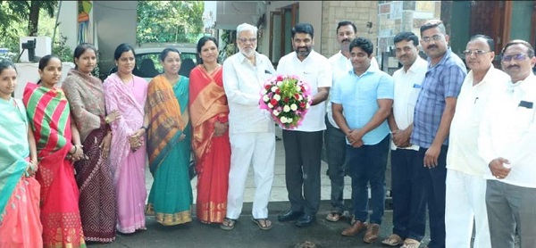 Crossed the 'magic figure' with the support of Janata Dal: Satej Patil | जनता दलाच्या पाठिंब्यामुळे ‘मॅजिक फिगर’ ओलांडली : सतेज पाटील Crossed the 'magic figure' with the support of Janata Dal: Satej Patil | जनता दलाच्या पाठिंब्यामुळे ‘मॅजिक फिगर’ ओलांडली : सतेज पाटील