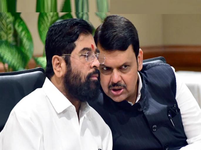 The new government of Chief Minister Eknath Shinde will collapse, MP Vinayak Raut claim | शिंदे सरकार औटघटकेचे, गद्दार ४० आमदार अपात्र होणार; शिवसेना नेत्याचा दावा The new government of Chief Minister Eknath Shinde will collapse, MP Vinayak Raut claim | शिंदे सरकार औटघटकेचे, गद्दार ४० आमदार अपात्र होणार; शिवसेना नेत्याचा दावा