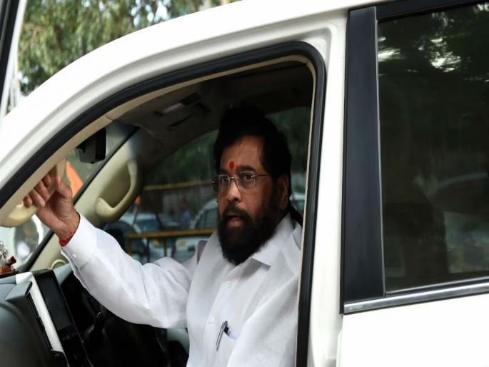 Eknath Shinde car will be blown up with a bomb; Threatening email to Mantralaya along with Mumbai Police | एकनाथ शिंदेंची कार बॉम्बने उडवून देऊ; मुंबई पोलिसांसह मंत्रालयात धमकीचा ईमेल Eknath Shinde car will be blown up with a bomb; Threatening email to Mantralaya along with Mumbai Police | एकनाथ शिंदेंची कार बॉम्बने उडवून देऊ; मुंबई पोलिसांसह मंत्रालयात धमकीचा ईमेल