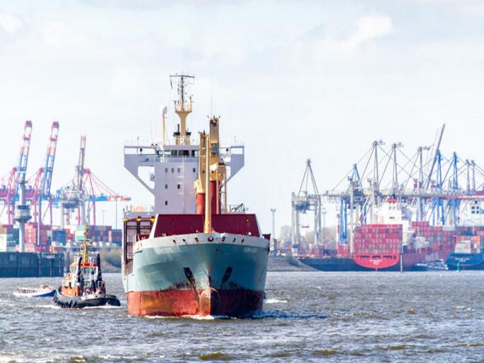 Shares of India S largest shipping company shipping corporation of india rallied up 13 percent; Do you have a share | भारतातील सर्वात मोठ्या शिपिंग कंपनीच्या शेअरमध्ये तेजी, १३ टक्क्यांनी वाढ; तुमच्याकडे आहे का शेअर?