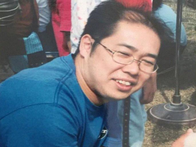 Wife left this overweight husband but he decided to change his life and become a bodybuilder | लठ्ठ होता म्हणूण सोडून गेली बायको, बॉडी बिल्डर झाला अन्.... Wife left this overweight husband but he decided to change his life and become a bodybuilder | लठ्ठ होता म्हणूण सोडून गेली बायको, बॉडी बिल्डर झाला अन्....