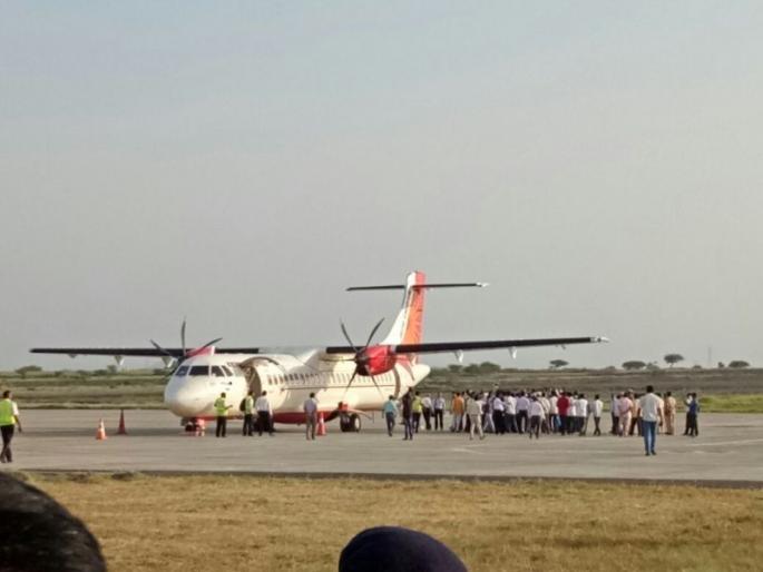 The opportunity for the development of the city's techaph for Shirdi airport | शिर्डी विमानतळाच्या निमित्ताने नगर जिल्ह्याच्या विकासाच्या टेकआॅफला संधी