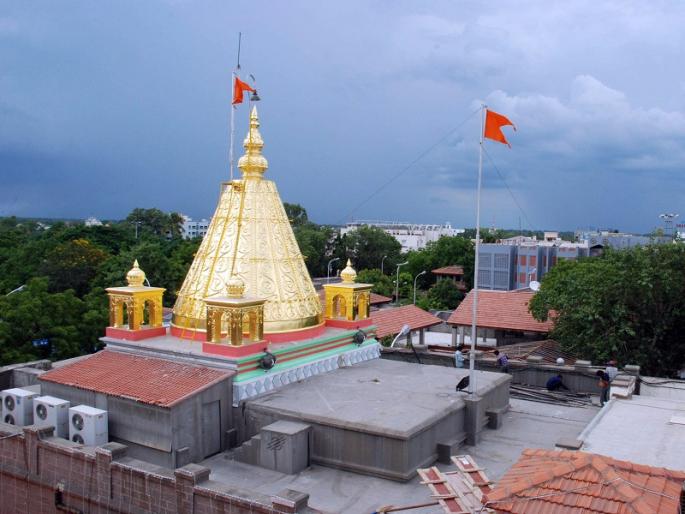 Ganapati Bappa of Sainagari became eighty years old | साईनगरीतील गणपती बाप्पा झाले ऐंशी वर्षांचे