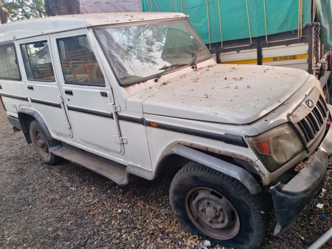 A two-wheeler rider was killed in a speeding jeep collision on the Shirval Naigaon road near Sangvi village satara | Satara: भरधाव जीपच्या धडकेत दुचाकीस्वार जागीच ठार A two-wheeler rider was killed in a speeding jeep collision on the Shirval Naigaon road near Sangvi village satara | Satara: भरधाव जीपच्या धडकेत दुचाकीस्वार जागीच ठार