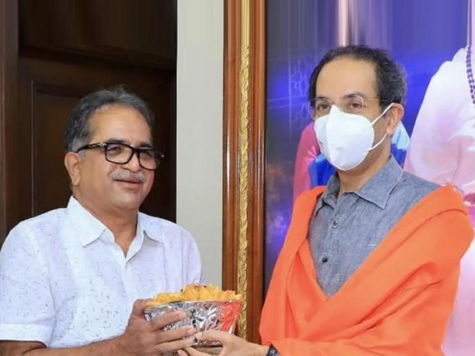 big setback to uddhav thackeray mumbai shishir shinde resigns from the party | माझ्या आयुष्यातील ४ वर्षे वाया गेली; शिशिर शिंदे यांचा ठाकरे गटाला रामराम big setback to uddhav thackeray mumbai shishir shinde resigns from the party | माझ्या आयुष्यातील ४ वर्षे वाया गेली; शिशिर शिंदे यांचा ठाकरे गटाला रामराम