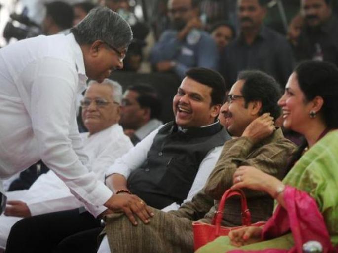 'Honor Killing' will not be anybody in Shiv Sena-BJP's one-sided love | 'शिवसेना-भाजपाच्या एकतर्फी प्रेमात कुणाचाही 'ऑनर किलींग' होणार नाही' 'Honor Killing' will not be anybody in Shiv Sena-BJP's one-sided love | 'शिवसेना-भाजपाच्या एकतर्फी प्रेमात कुणाचाही 'ऑनर किलींग' होणार नाही'