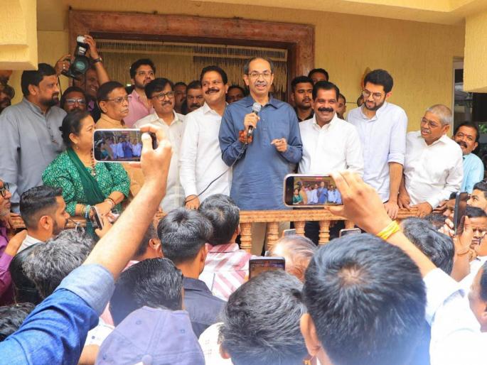 Maharashtra Politics Lalbaug Parel means a staunch Shiv Sainik, I will run Sudhir to Mumbai Thackeray's big preparations for BMC election | Maharashtra Politics :"लालबाग परळ म्हणजे कट्टर शिवसैनिक , मी सुधीरला मुंबईत पळवणार"; ठाकरेंची बीएमसीसाठी मोठी तयारी Maharashtra Politics Lalbaug Parel means a staunch Shiv Sainik, I will run Sudhir to Mumbai Thackeray's big preparations for BMC election | Maharashtra Politics :"लालबाग परळ म्हणजे कट्टर शिवसैनिक , मी सुधीरला मुंबईत पळवणार"; ठाकरेंची बीएमसीसाठी मोठी तयारी