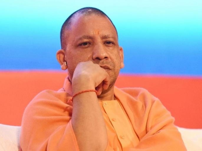 CoronaVirus marathi News shiv sena slams yogi adityanath government over migrant labour issue kkg | CoronaVirus News: "श्रीमंतांच्या मुलांना तपासणीशिवाय राज्यात घेता, मग मजुरांना का नाही?" CoronaVirus marathi News shiv sena slams yogi adityanath government over migrant labour issue kkg | CoronaVirus News: "श्रीमंतांच्या मुलांना तपासणीशिवाय राज्यात घेता, मग मजुरांना का नाही?"