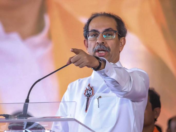 Uddhav Thackeray criticizes BJP, says true patriotism should be applied to the body, not 'sindoor' | अंगात 'सिंदूर' नव्हे तर खरी देशभक्ती भिनली पाहिजे; उद्धव ठाकरे यांची भाजपवर टीका Uddhav Thackeray criticizes BJP, says true patriotism should be applied to the body, not 'sindoor' | अंगात 'सिंदूर' नव्हे तर खरी देशभक्ती भिनली पाहिजे; उद्धव ठाकरे यांची भाजपवर टीका