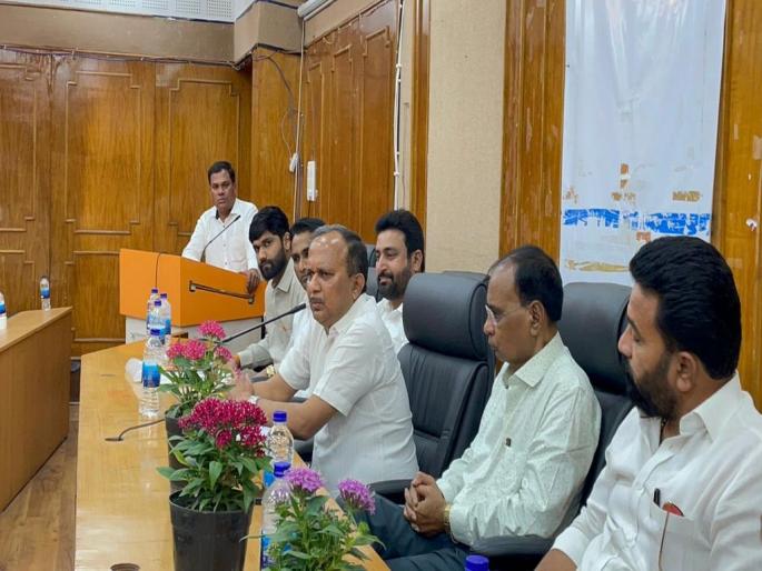 Shiv Sena begins attack on Ramtek's stronghold; 'Village There Branch' will be established | शिवसेनेने सुरू केली रामटेकच्या गडावर चढाई; ‘गाव तेथे शाखा’ स्थापन करणार Shiv Sena begins attack on Ramtek's stronghold; 'Village There Branch' will be established | शिवसेनेने सुरू केली रामटेकच्या गडावर चढाई; ‘गाव तेथे शाखा’ स्थापन करणार