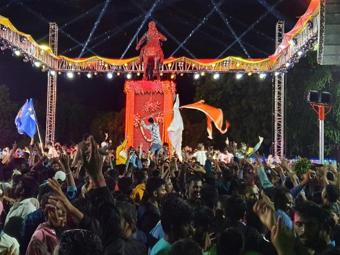 Shivaji Maharaj's statue facing east or north, another debate in the Dr. Babasaheb Ambedkar Marathvada University | शिवाजी महाराजांचा पुतळा पूर्वमुखी की उत्तरमुखी, विद्यापीठात आणखी एक वाद