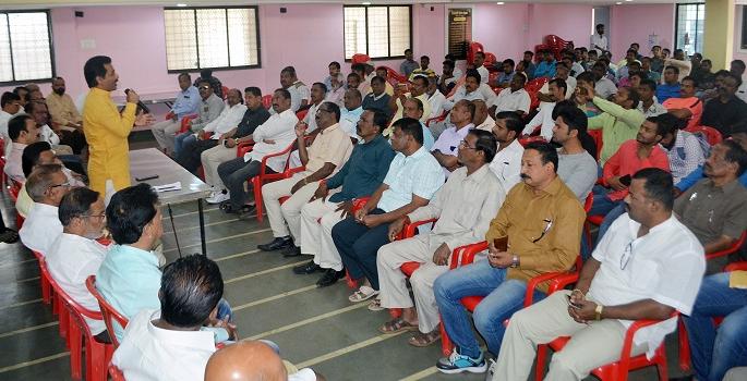  Shahu Stadium considers topmost KSA; The Republic will call on Guardian Minister tomorrow | शाहू स्टेडियमप्रश्नी सर्वोतोपरी के.एस.ए.च्या पाठीशी ; प्रजासत्ताकदिनी पालकमंत्र्यांची भेट घेणार