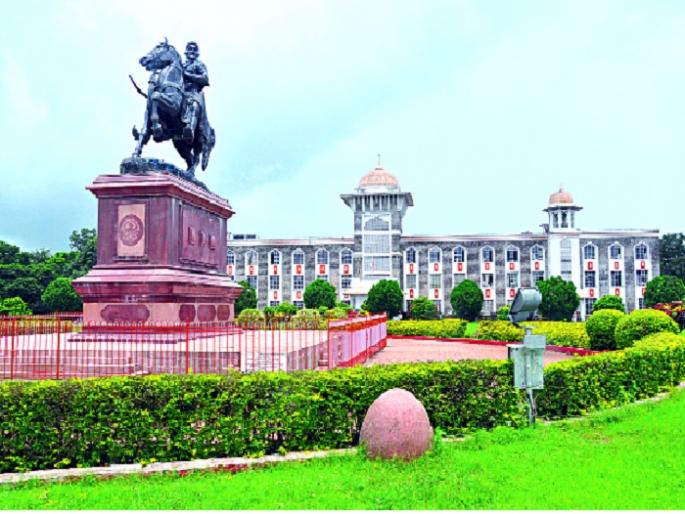  If there is a 'source code', why spend maintenance? | ‘सोर्स कोड’ असेल, तर देखभाल-दुरुस्तीचा खर्च कशासाठी?