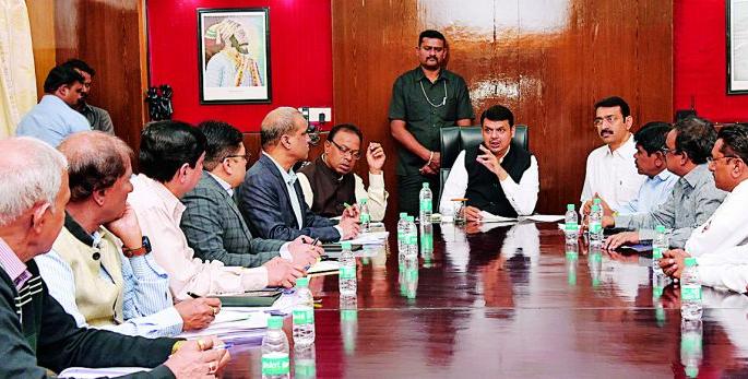 Funds for Housing in Shivangaon projects affectors | शिवणगावातील प्रकल्पग्रस्तांना घरबांधणीसाठी अनुदान Funds for Housing in Shivangaon projects affectors | शिवणगावातील प्रकल्पग्रस्तांना घरबांधणीसाठी अनुदान