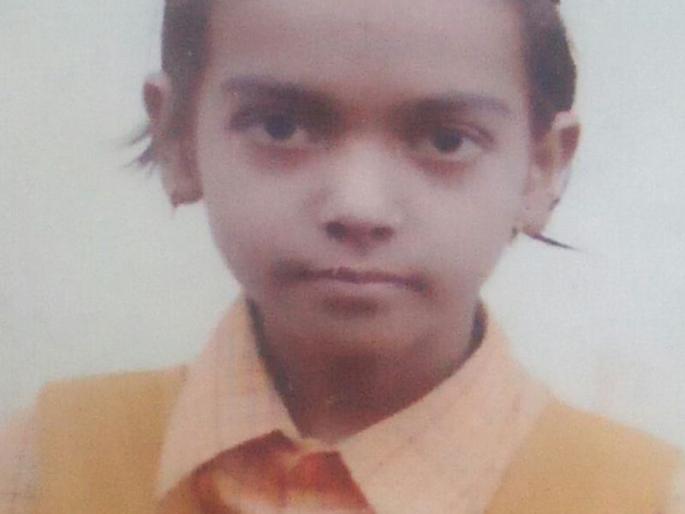 Disease during the treatment of the injured students in the accident! | लोहार्‍याजवळ अपघातात जखमी झालेल्या विद्यार्थीनीचा उपचारादरम्यान मृत्यू!