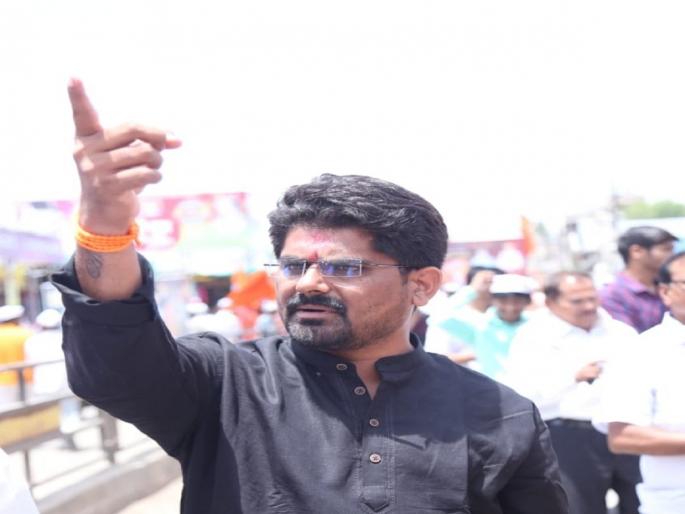 Excitement in political circles; The state president of 'Vanchit' Ustod trade union Shivaraj Bangar booked under MPDA | राजकीय वर्तुळात खळबळ; 'वंचित'च्या ऊसतोड कामगार संघटनेचे प्रदेशाध्यक्ष एमपीडीए अंर्तगत स्थानबद्ध