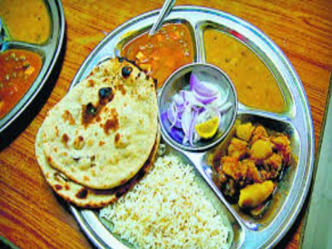 Whose filling will be given from the 'ShivBhojan' plate? | ‘शिवभोजन’ थाळीमधून कोणाचे भरणार पोट ? Whose filling will be given from the 'ShivBhojan' plate? | ‘शिवभोजन’ थाळीमधून कोणाचे भरणार पोट ?
