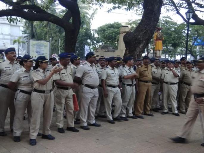 Police Bandobast at Shivaji Park for the grand ceremony of the oath | शपथविधीच्या ग्रँड सोहळासाठी शिवाजी पार्कला पोलिसांचे सुरक्षा कवच Police Bandobast at Shivaji Park for the grand ceremony of the oath | शपथविधीच्या ग्रँड सोहळासाठी शिवाजी पार्कला पोलिसांचे सुरक्षा कवच