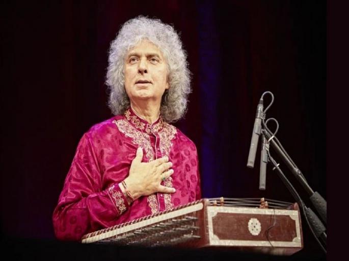 Celebrated Indian musician and composer, Santoor Maestro Shivkumar Sharma Dies | पं. शिवकुमार शर्मा : अब क्या करे ऐसे बेमतलब जीनेसे? एका जादुगाराचा अस्त... Celebrated Indian musician and composer, Santoor Maestro Shivkumar Sharma Dies | पं. शिवकुमार शर्मा : अब क्या करे ऐसे बेमतलब जीनेसे? एका जादुगाराचा अस्त...