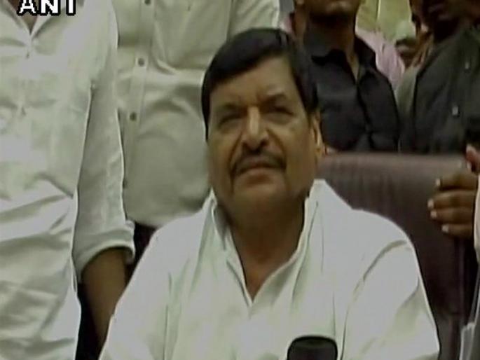 Shivpal Yadav, under all Muslim incidents in the country | देशातील सर्व मुस्लिम दहशतीखाली - शिवपाल यादव Shivpal Yadav, under all Muslim incidents in the country | देशातील सर्व मुस्लिम दहशतीखाली - शिवपाल यादव