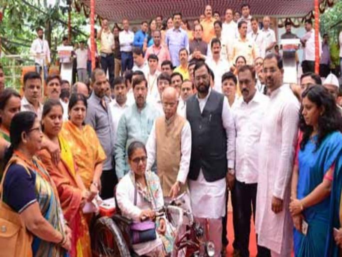 Government will try to improve the living standards of divyang : Shiv Pratap Shukla | सरकार दिव्यांगांचे जीवनमान सुधारण्यासाठी प्रयत्नशील : शिवप्रताप शुक्ला 