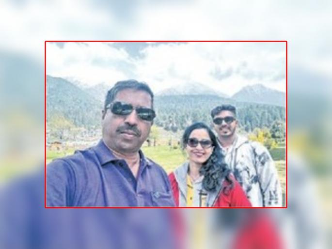 stopped at base point due to wife exhaustion and survived deputy superintendent of goa police tells the story of the disaster in kashmir pahalgam attack | पत्नी दमल्याने बेसपॉइंटवर थांबलो अन् बचावलो; पोलीस उपअधीक्षकांनी सांगितली काश्मीरमधील आपबीती stopped at base point due to wife exhaustion and survived deputy superintendent of goa police tells the story of the disaster in kashmir pahalgam attack | पत्नी दमल्याने बेसपॉइंटवर थांबलो अन् बचावलो; पोलीस उपअधीक्षकांनी सांगितली काश्मीरमधील आपबीती